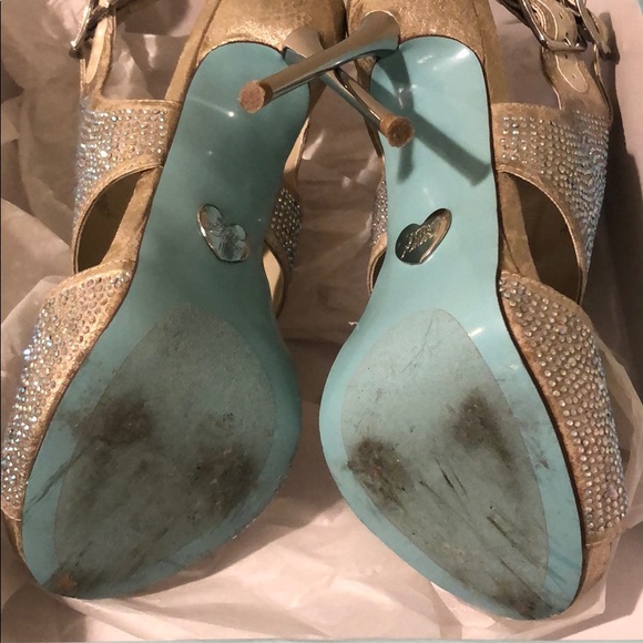 Betsey Johnson Blue - Crepe in Champagne - Picture 6 of 8